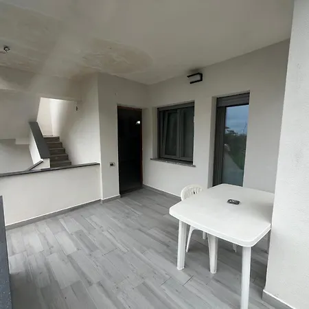 Casa Vacanze Tortora 아파트