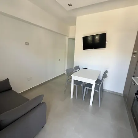 Casa Vacanze Tortora Apartment *